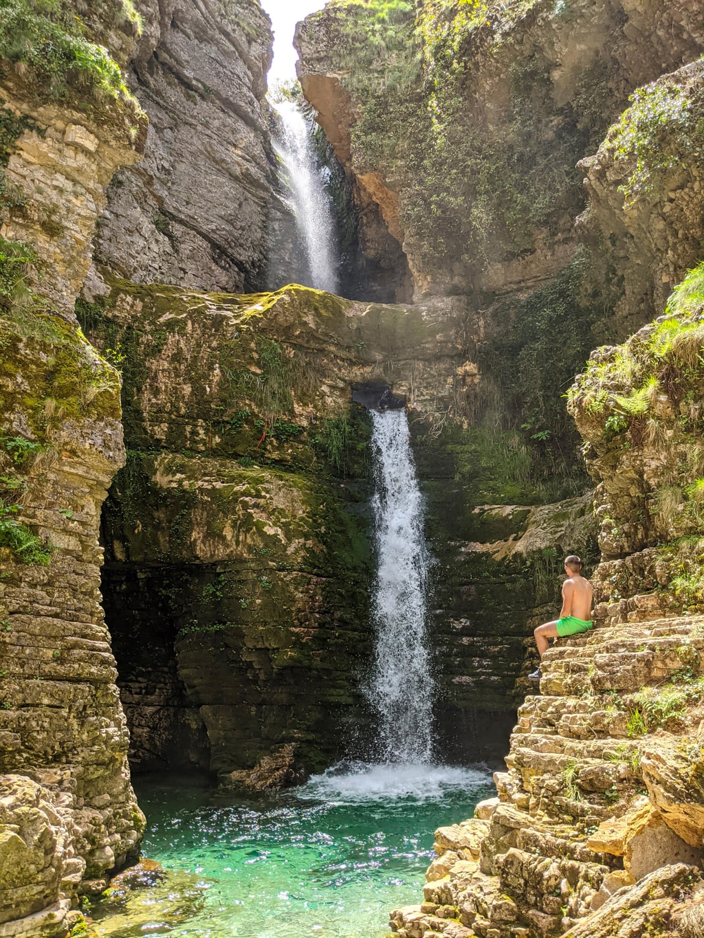 Peshtura Waterfall & Nivica Canyons